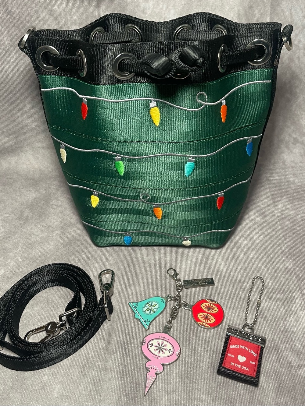 Harvey’s seatbelt Collector series Christmas tree lights mini park hopper